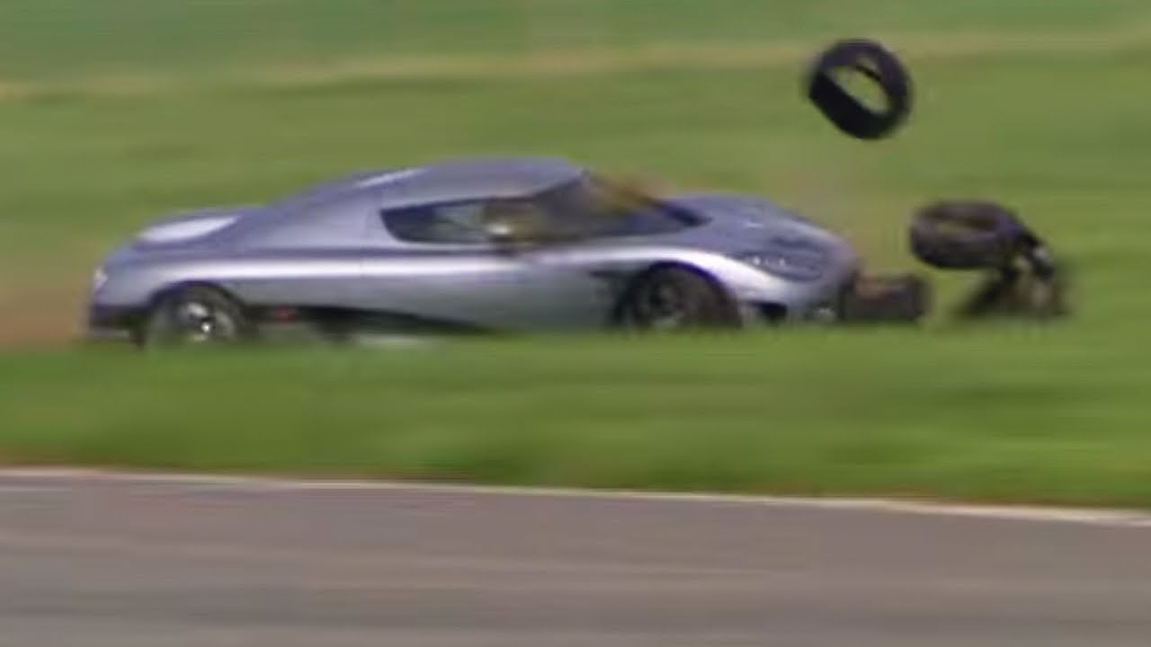 Stig Crashes The Koenigsegg CCX | Top Gear