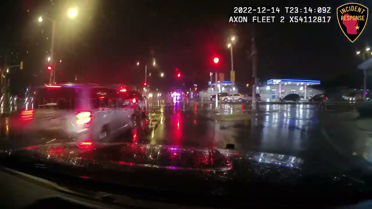 Dash Cam: Wauwatosa Police Pursuit of Porch Pirates