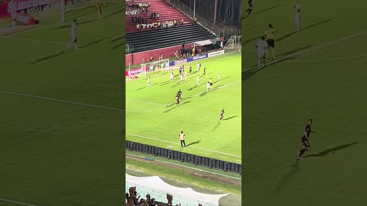 TORCIDA DO VIT&Oacute;RIA EXPLODE AP&Oacute;S O GOL DE Z&Eacute; MARCOS CONTRA O CEAR&Aacute;!