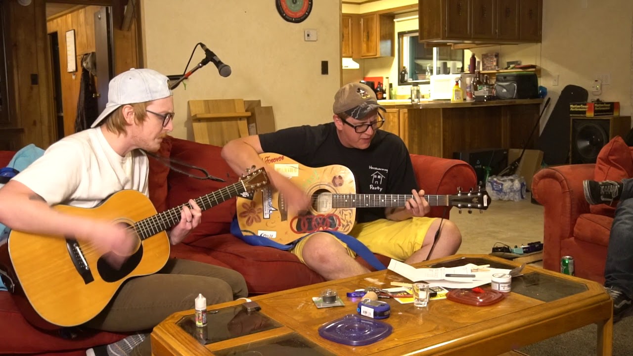 Whippin Shitties - Mr. Peanutbutter & WF Acoustic