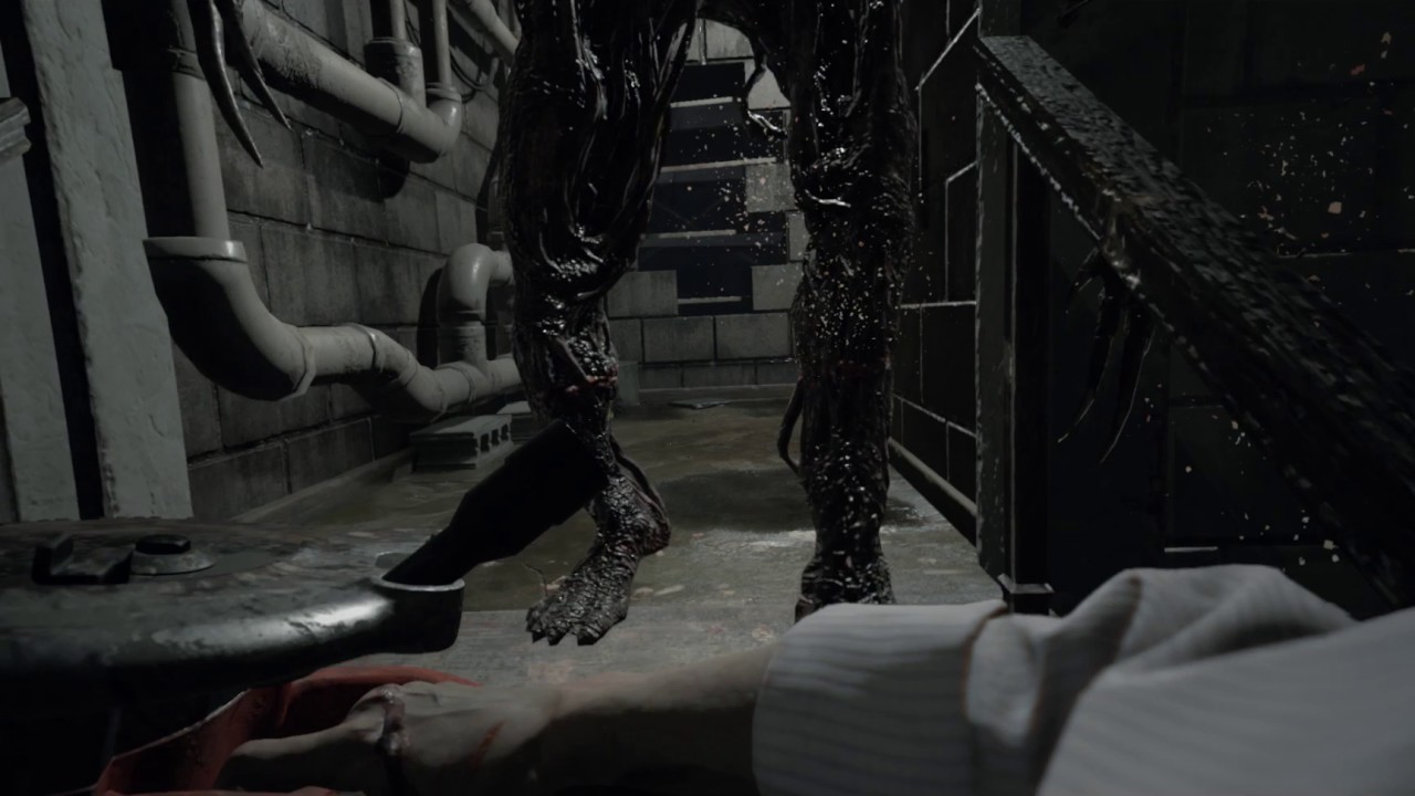 How To Properly Use Circular Saw (Madhouse) Resident Evil 7