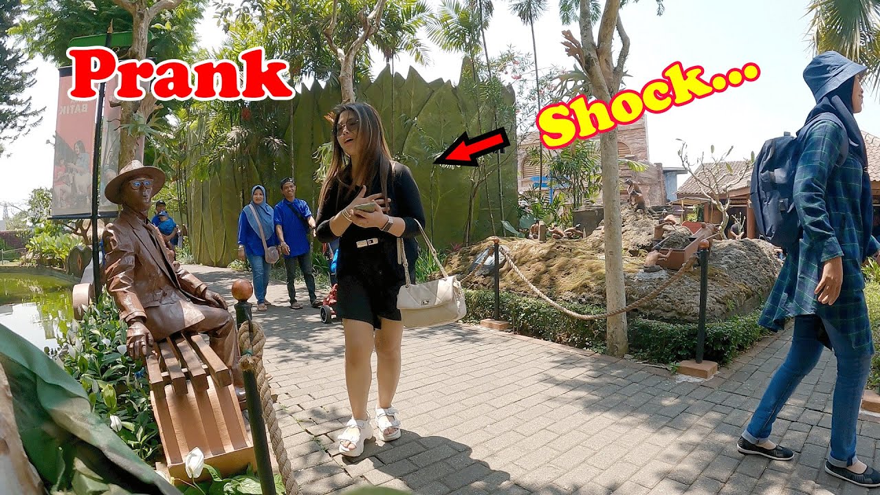 #Mafia_statue_joke || astaga.... kaget aku !! prank patung hidup
