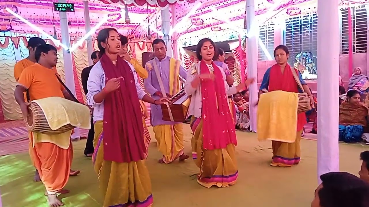 ভিন্ন ধরনের  কির্তন  দেখুন ঠিকানা :((গাইবান্ধা))