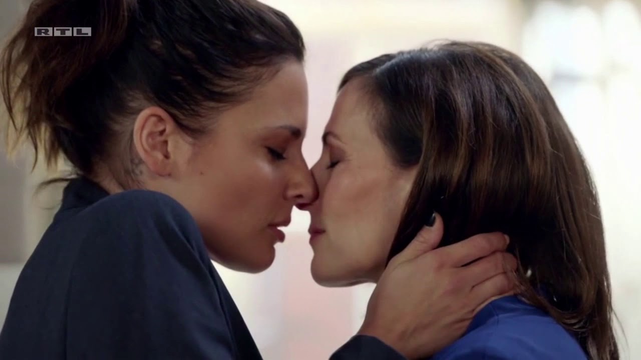 Anni + Katrin (How could I not love you)