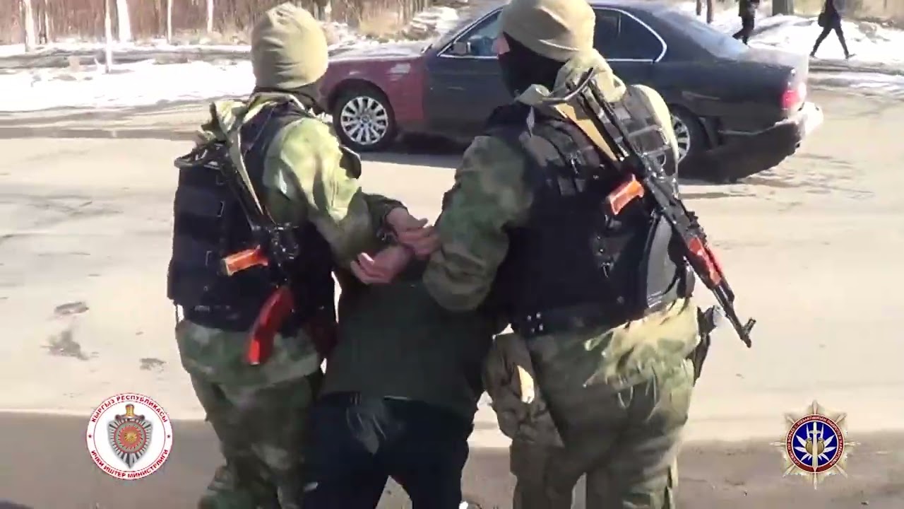 Сотрудники СБНОН МВД КР задержали сбытчика мефедрона. Изъято более 1 кг. психотропного вещества
