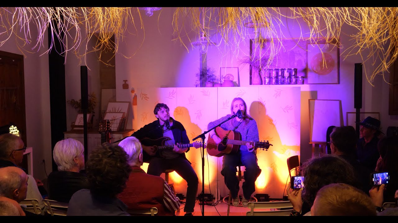 Jack & Daisy - Call It Home - Live in Javea, Spain.