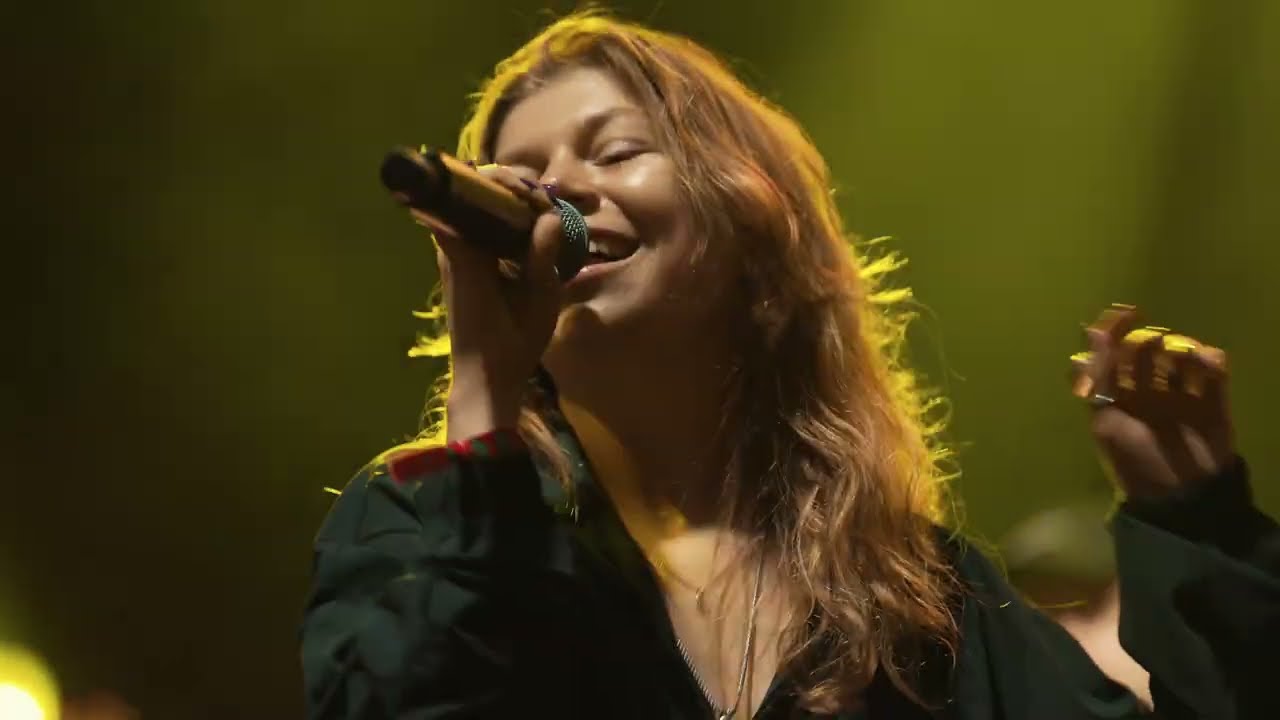 Juna Ara - 