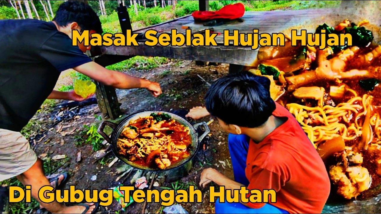 Hujan-Hujan Masak Seblak di Tengah Hutan!! Rasanya Bikin Kaget 😱🔥