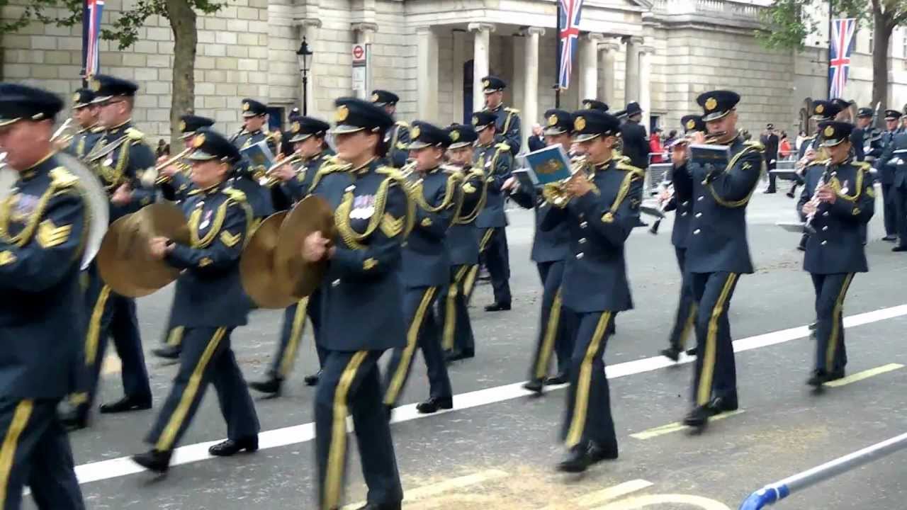 The Central Band of the RAF at the Diamond Jubilee carriage procession