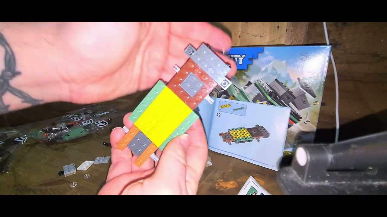 LEGO Off Road 4x4 Mountain Truck 60447 (First build of the channel)