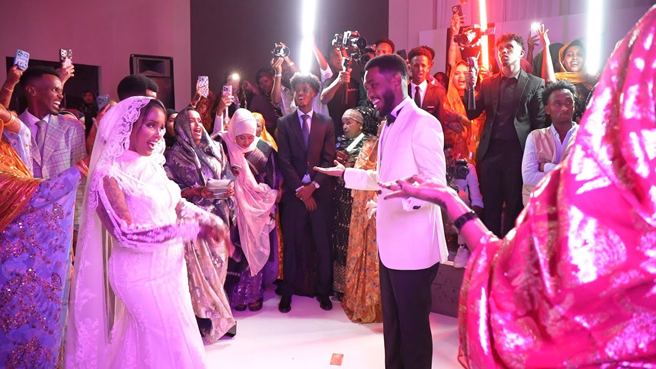 AYAN WADANI NEW HIT ABGAL AROOSKII QARNIGa 
