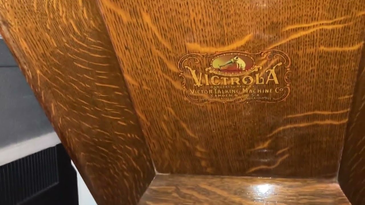 1913 VV-VIII Victrola : Yes! we Have No Bananas!