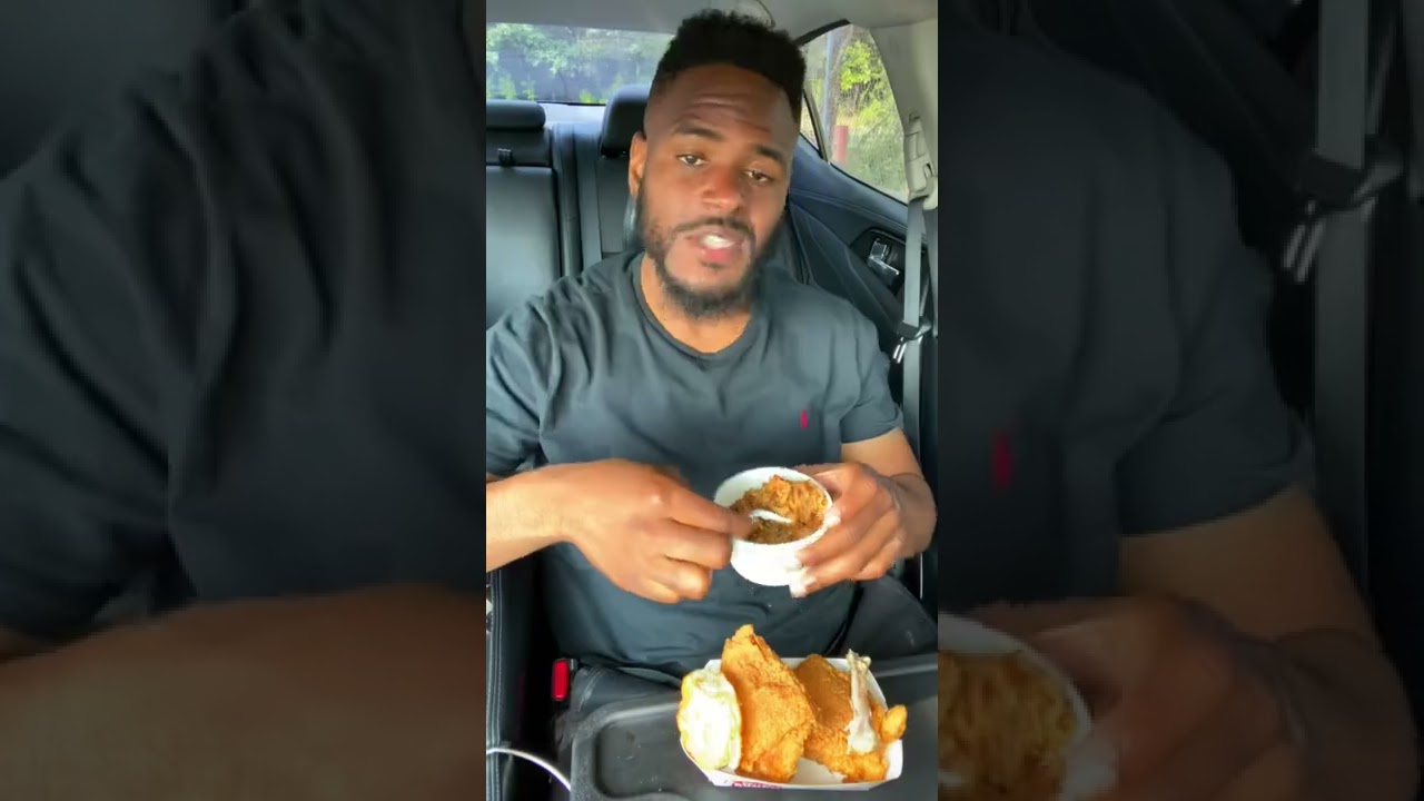The BEST Gas Station ⛽️ CHICKEN‼️ There Is‼️🤯‼️. #fyp #gasstation #shorts #fastfood #foodreview