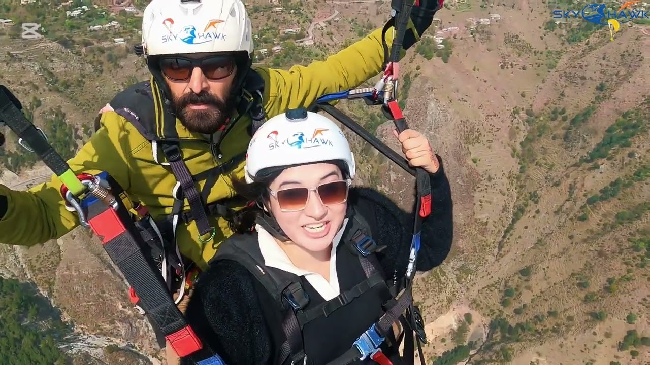 Epic 8,000ft Paragliding from Pir Chinasi to Muzaffarabad! Is this the Best View in Pakistan?