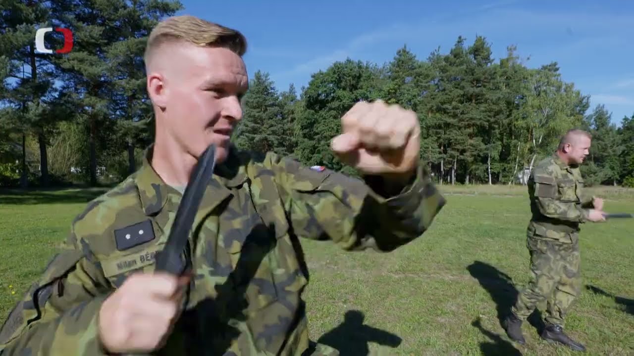 Boj zblízka
