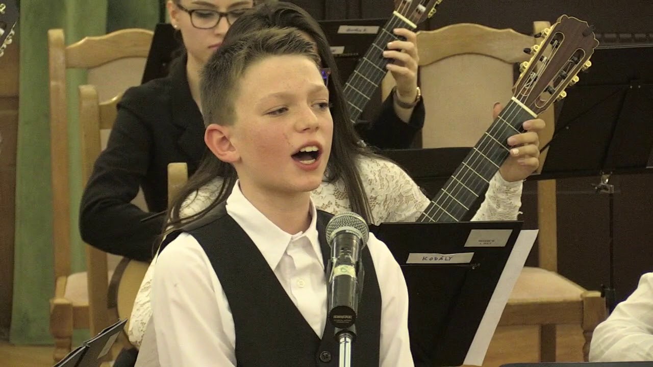 Ady Endre - Kis Karácsonyi Ének ( Aria Gitárzenekar )