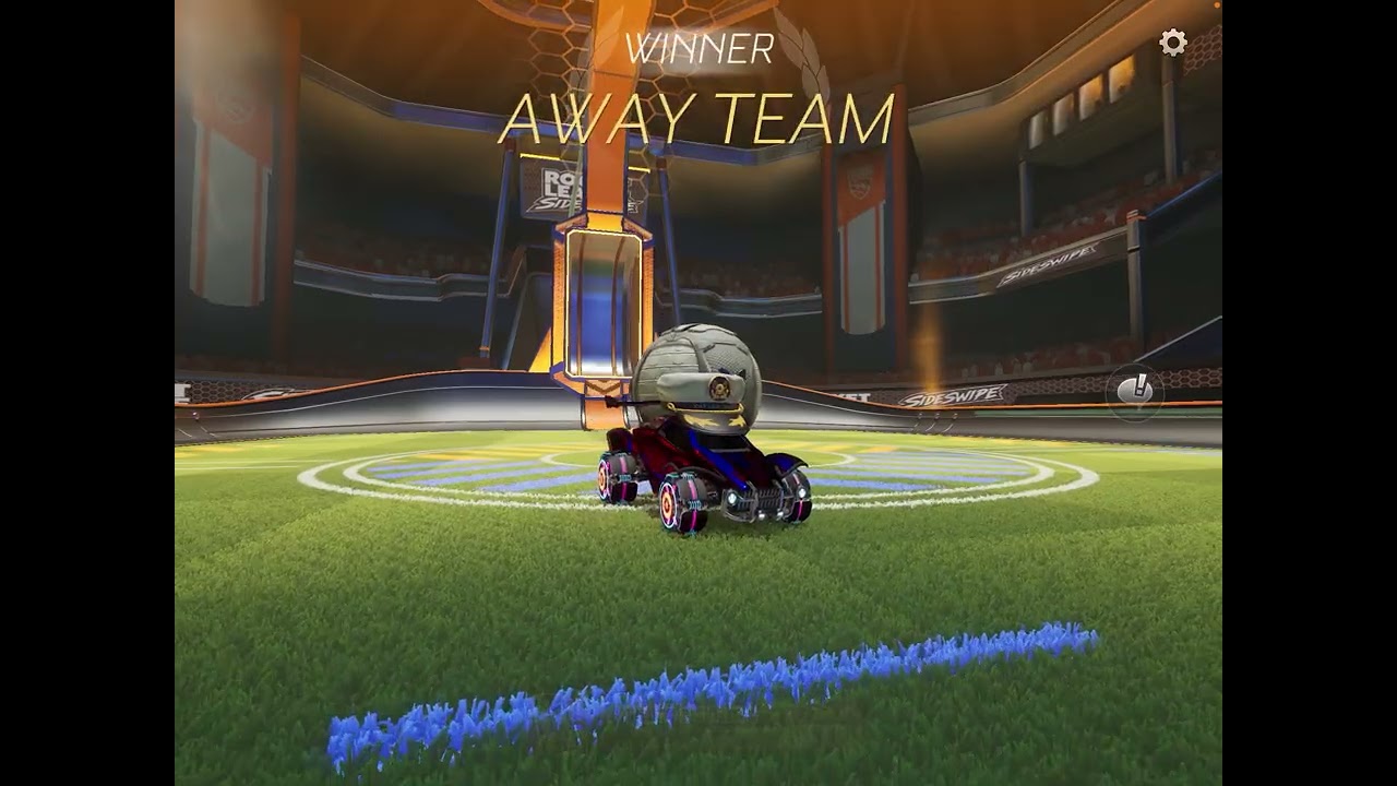 One game from gold!#rocketleaguesideswipe 