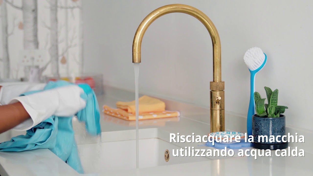 Come rimuovere le macchie di olio dai vestiti | Cleanipedia