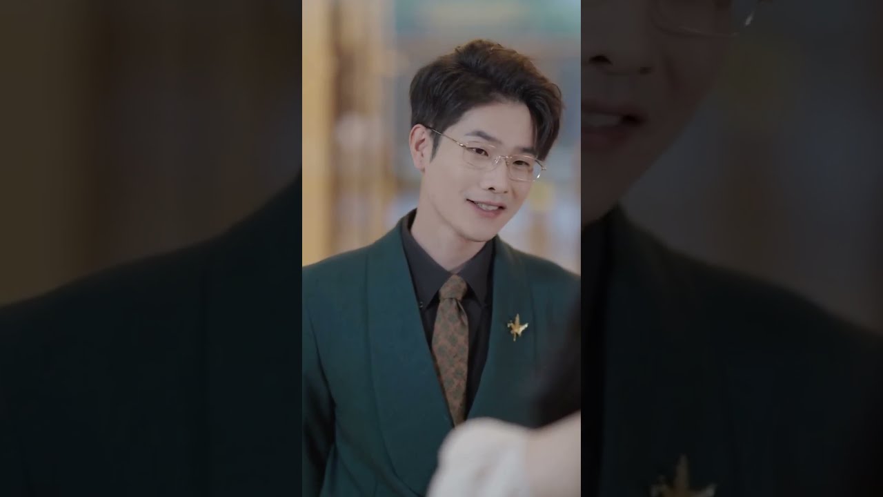 Classmates mock the girl working in the cafeteria, unaware she's billionaire's favorite daughter!