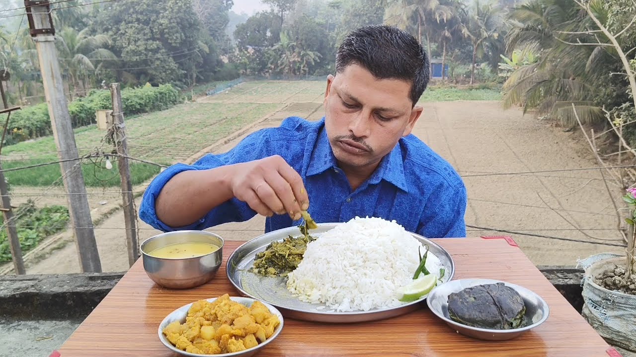 লাউ শাকের চচ্চড়ি খেতে খুব ভালো লাগে কিন্তু ডাটা চাবাতে বিরক্ত লাগে | ফুলকপি আলু পোস্ত আর বিউলির ডাল