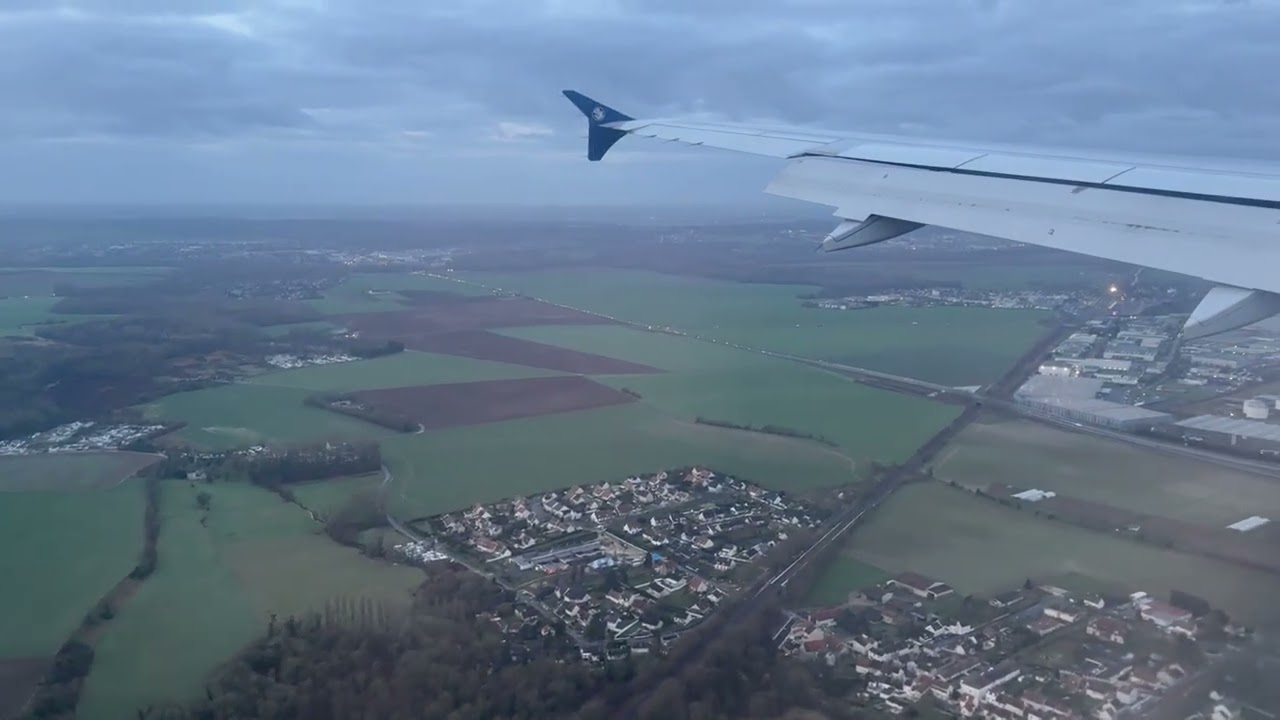 Air France flight Tunis, Tunisia to Paris, France landing