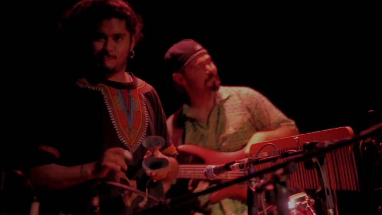 AFROFONK X EN LUCAMBA _ AfroSoundChoir-SmingChango-CharlieBrownieok