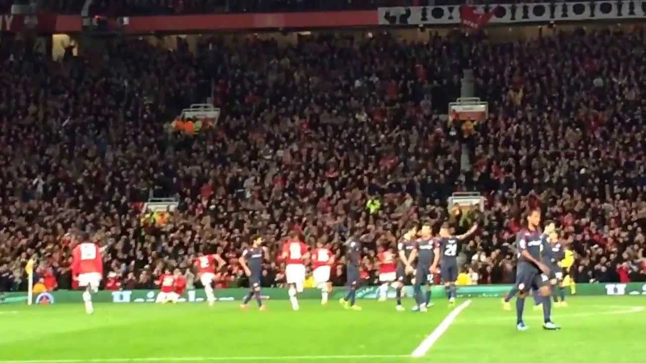 Robin van persie hat trick free kick vs olympiacos 3-0 old Trafford 19/3/2014