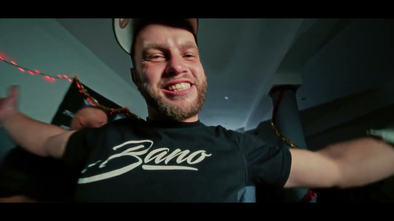 ZEGAR | PAN SEBASTIAN | KRYSZAK BRASZKA | SBT | SIADA | MISZA | JONER | JABOL - Kolęda prod.URAZ
