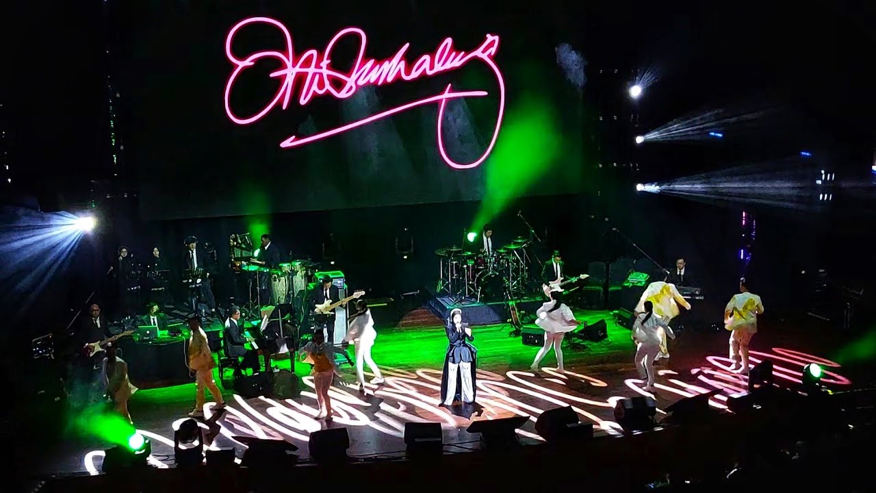 Warna Dunia & Siapa Tak Mahu #musicofthesoulsitinurhaliza #ctdk #06Nov2022