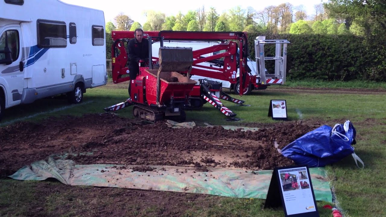 Demo of the Hinowa HS1100 hi-tip mini dumper at Plantworx