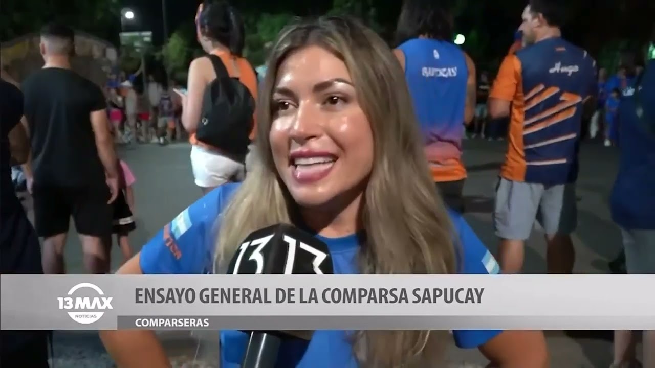Ensayo General de la Comparsa Sapucay  - Comparseras