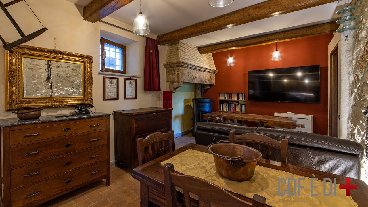 Visita dell'immobile | Toffia (RI)| Appartamento panoramico nel borgo con cantina