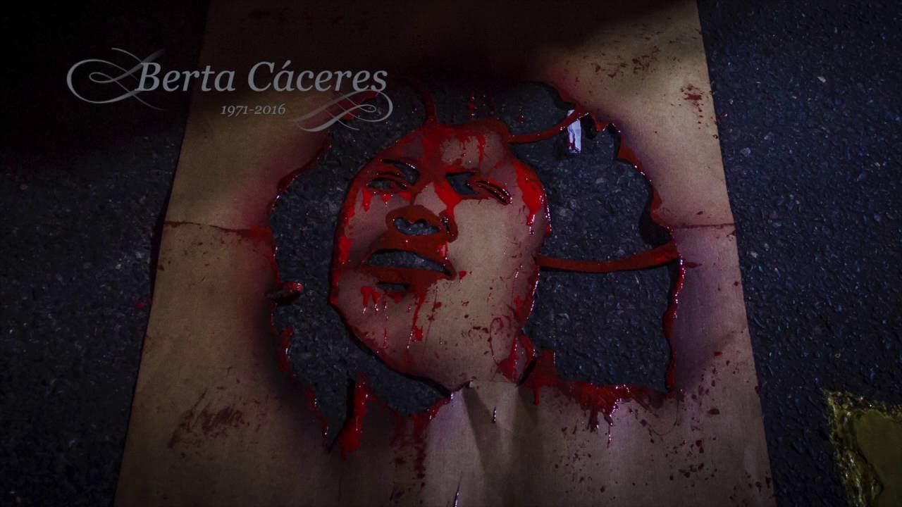 Foto reportaje de Revista Factum sobre Berta C&aacute;ceres