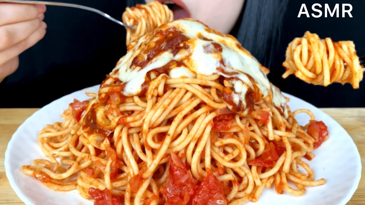 ASMR SPAGHETTI WITH TOMATO SAUCE | Mukbang (Eating Sounds)