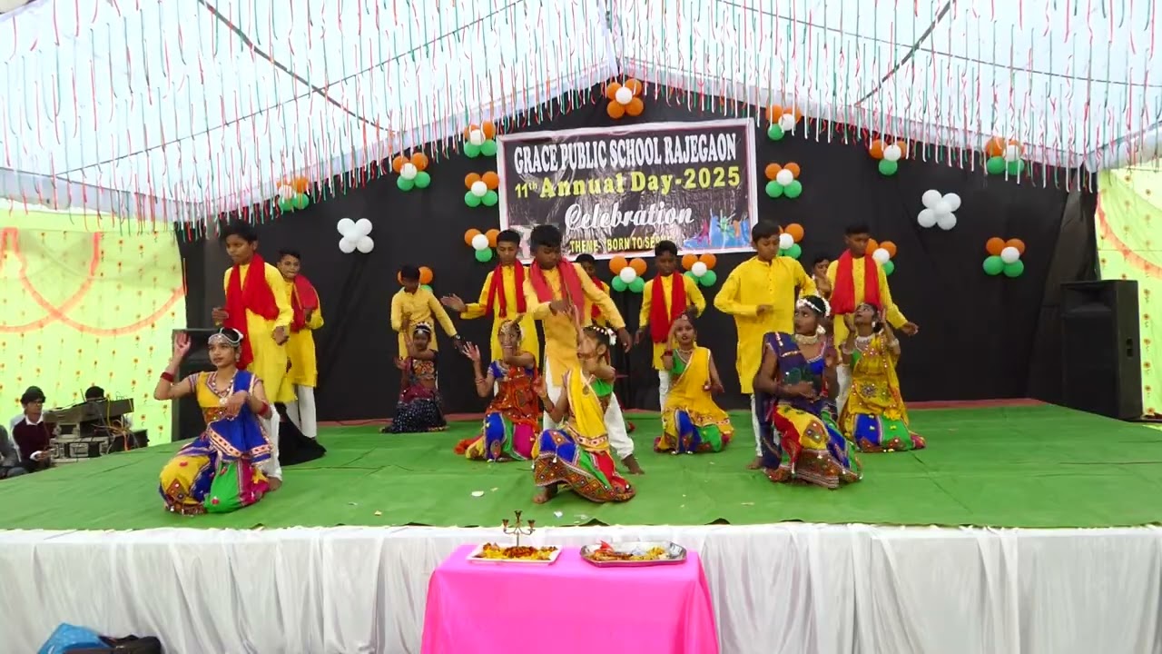 Gujarati Traditional Graba Dance by Grace Public Students Rajegaon Kids
