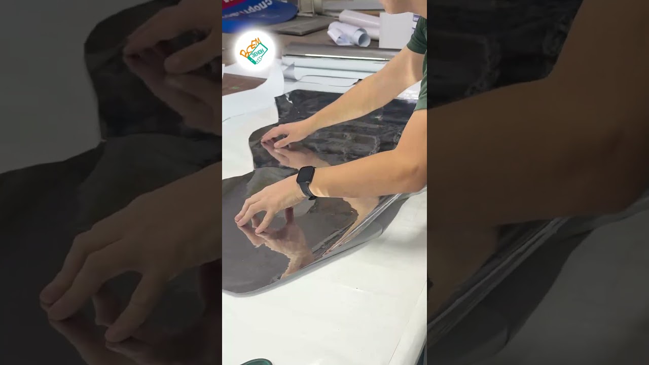 Праздничная атмосфера с плёнками GRAFIX METALLIZED