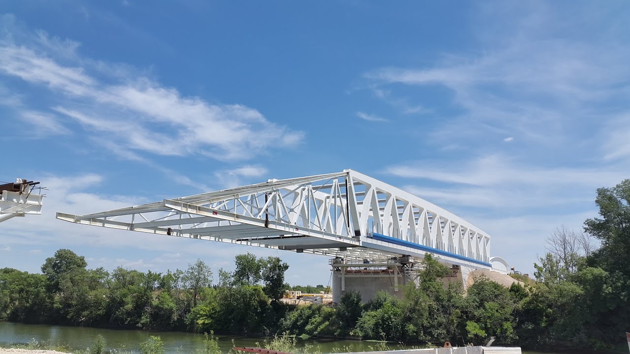 VSL Heavy Lifting: Viaduct sur le Vidourle