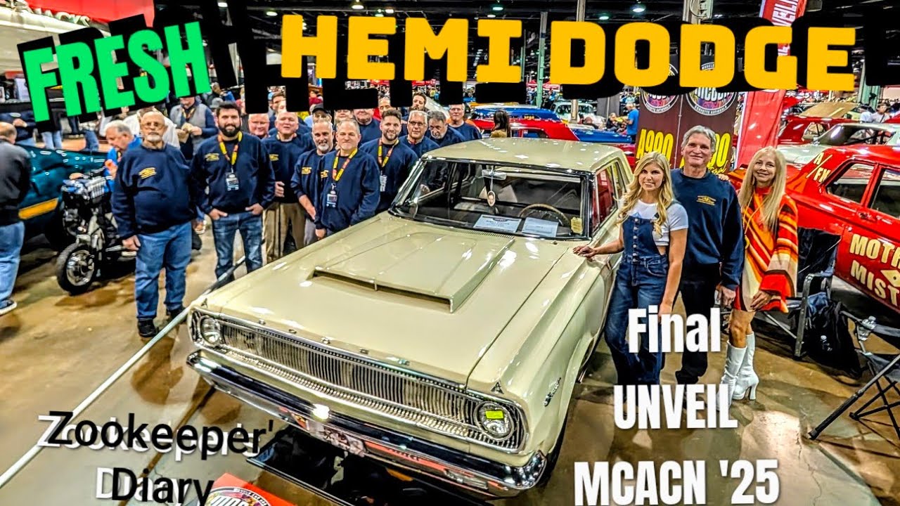 Финальная презентация гоночного автомобиля Dodge A990 Hemi 426 1965 года для выставки MCACN MUSCL...