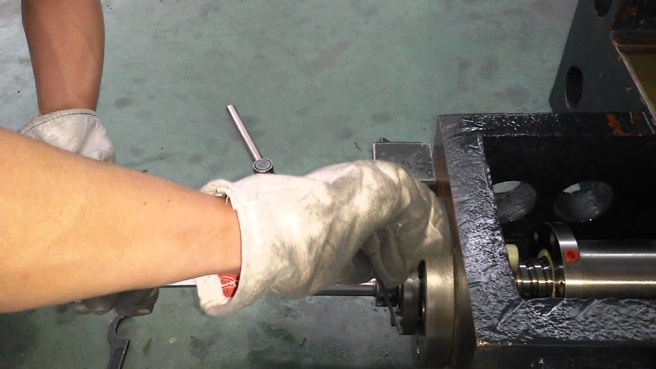 Ballscrew install precision adjust method