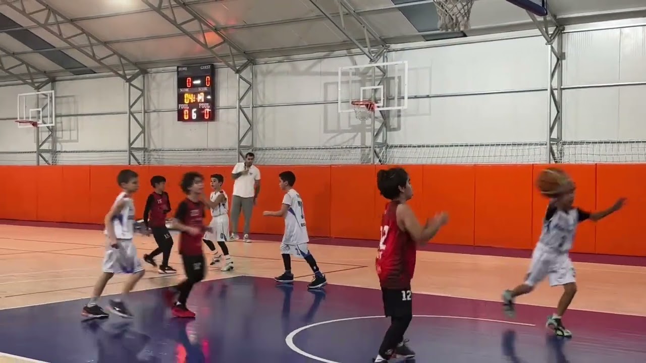 EGEKAMP SPOR KUL&Uuml;B&Uuml; İLE EGE ZİRVE SPOR KUL&Uuml;B&Uuml; U11 HAZIRLIK MA&Ccedil;I