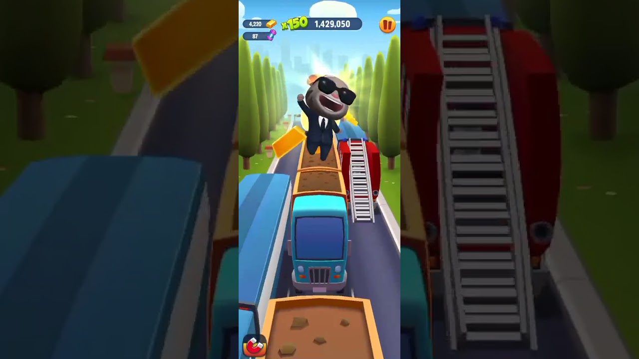 Talking Tom Gold Run But The Music Is Random