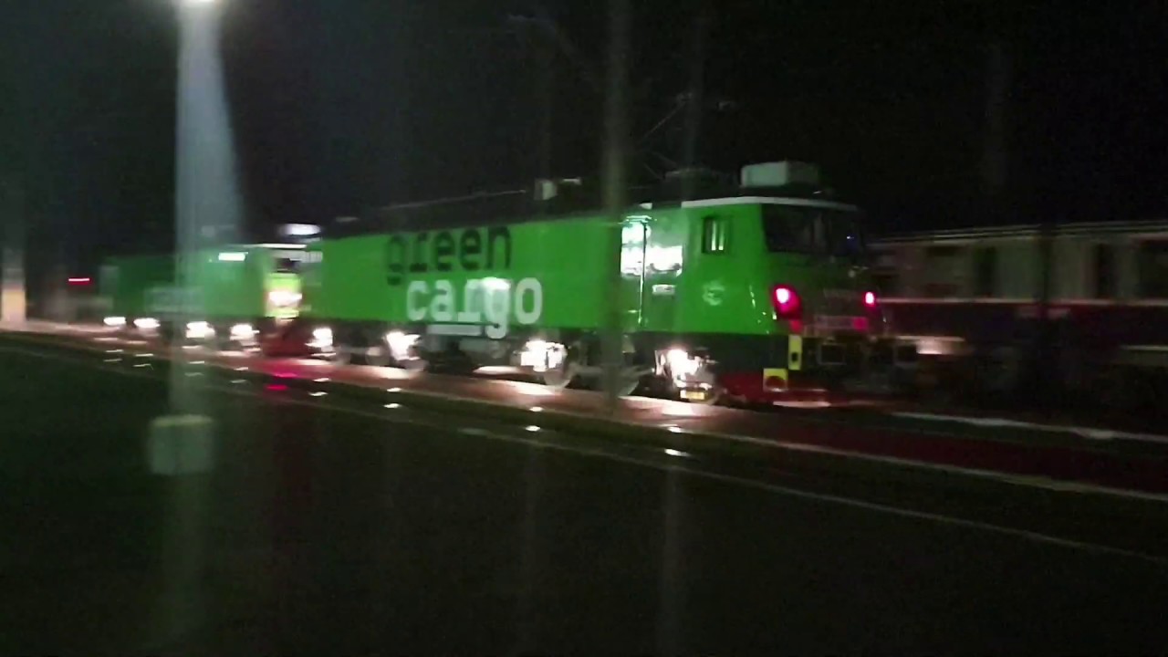 Green Cargo Transmontana 040&041 going to Sweden