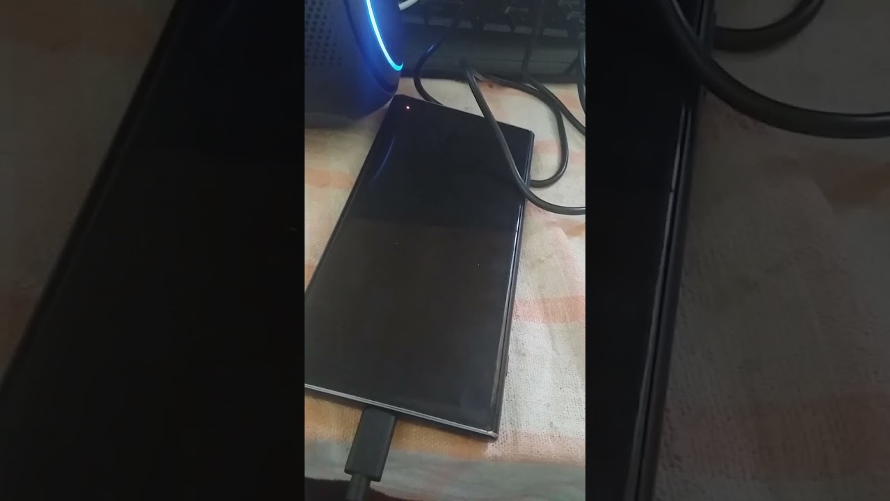 sony xperia xa 1 plus не запускается.