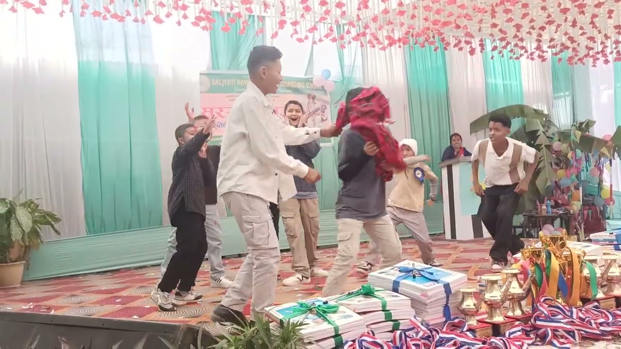 lazy boy remix song nepali school program Sundarharaincha 10 biratchok Baljyoti namuna School
