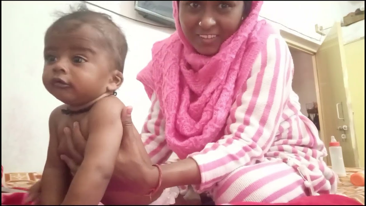 Baby massage से baby को जल्दी मजबूत कैसे बनाये