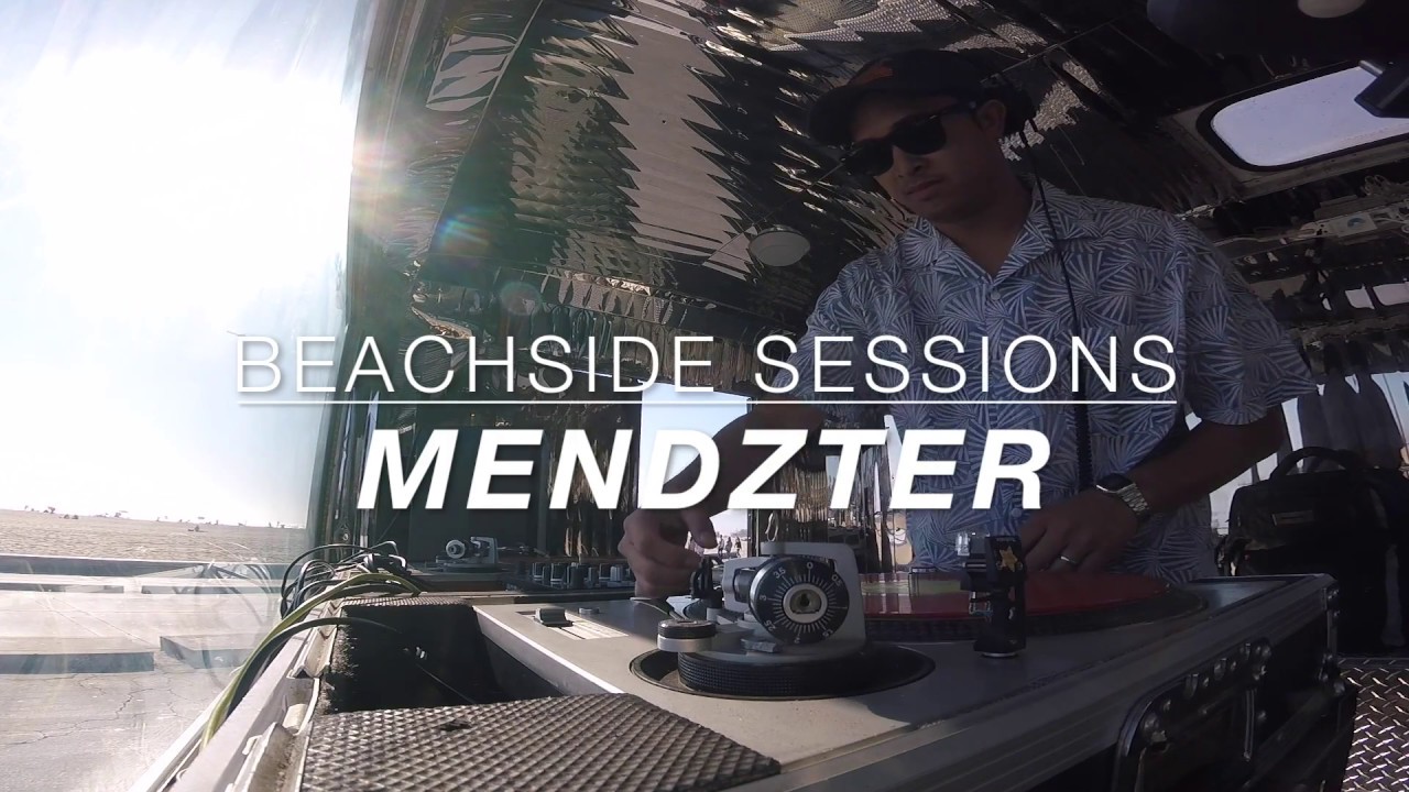 Living Room Sessions 061:  Mendzter