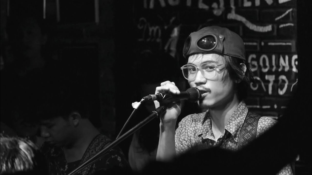 Solitude Is Bliss - กระดาษ | Live @ 8E88 Bar & Bistro