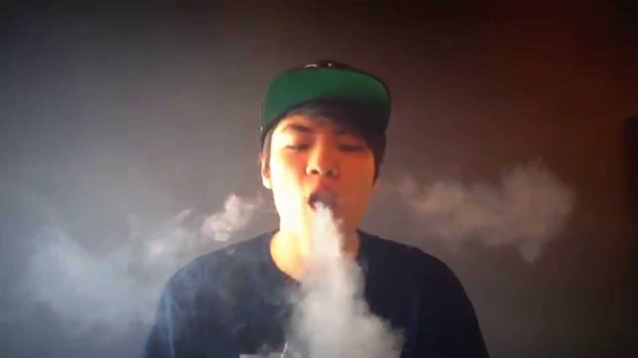 Vape Tricks at Cloud Co. Vapor! | Michael Lee | song: Low Rider - lookas remix | #artofvaping