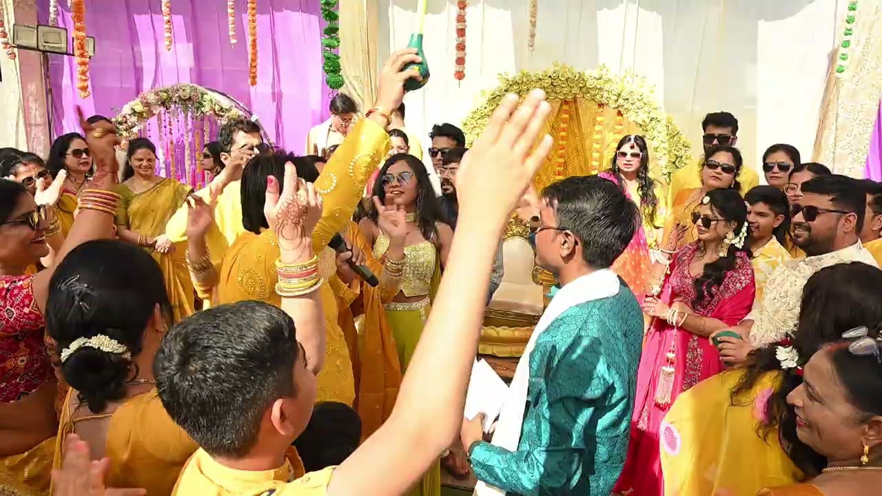 Best Haldi Anchor In India | Best Haldi Anchoring video | Haldi Ceremony #anchoring #haldi #wedding 