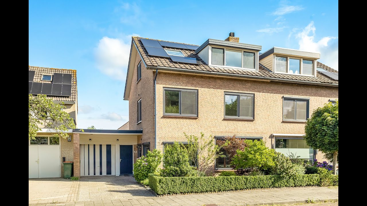 Ruime twee-onder-één kapwoning met garage in Breda, Heusdenhout, Kapelstraat 51